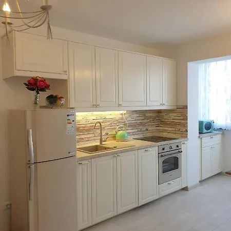 Lägenhet Elizabeth With Balcony *