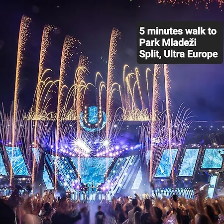 Elizabeth With Balcony * Split